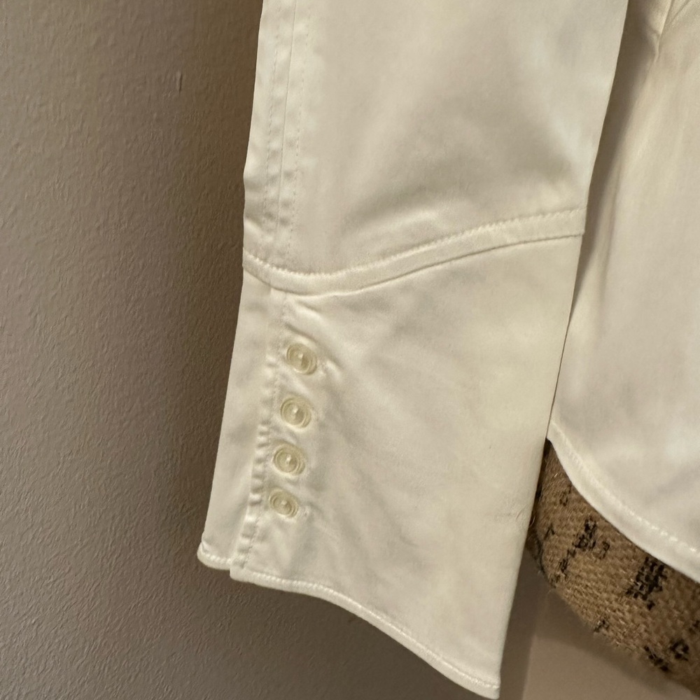 Cotton with mild stretch and beautiful seaming details front and back. - Picture 4 of 4